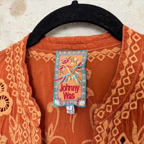 Johnny Was Embroidered Tunic Blouse - Picture 2 of 4